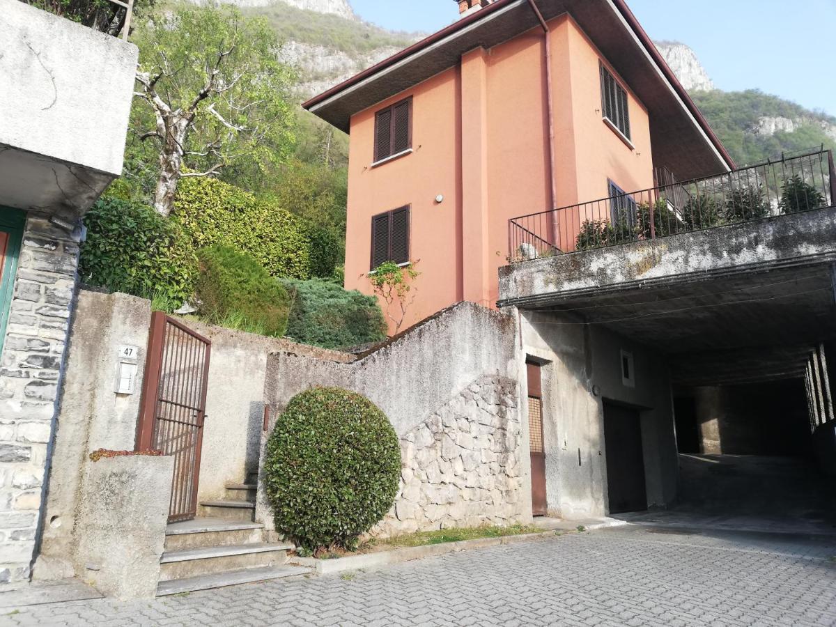 Dream Lake Panorama, Garage In The Center Of Varenna Esterno foto