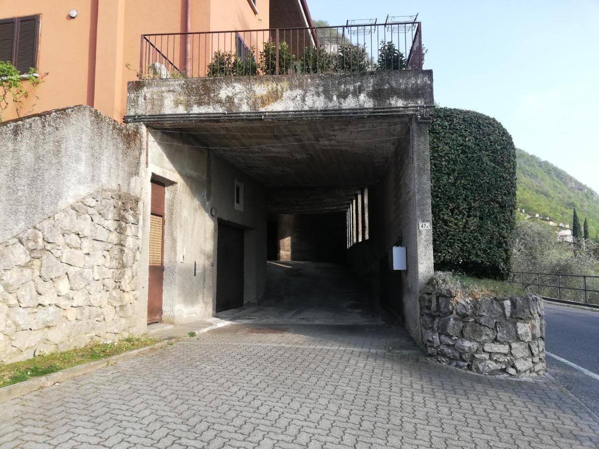 Dream Lake Panorama, Garage In The Center Of Varenna Esterno foto
