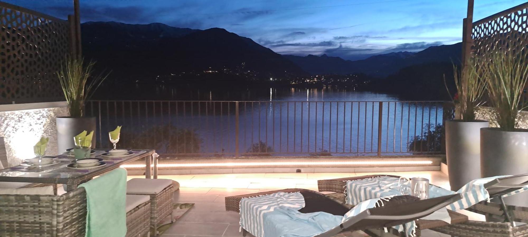 Dream Lake Panorama, Garage In The Center Of Varenna Esterno foto